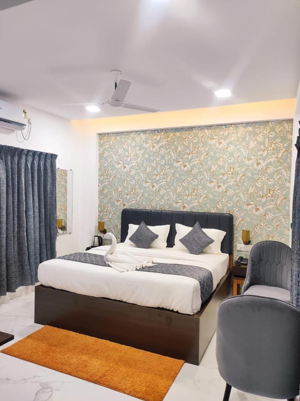 Singing Sands Beach Resort Alibaug Nagaon  Buitenkant foto
